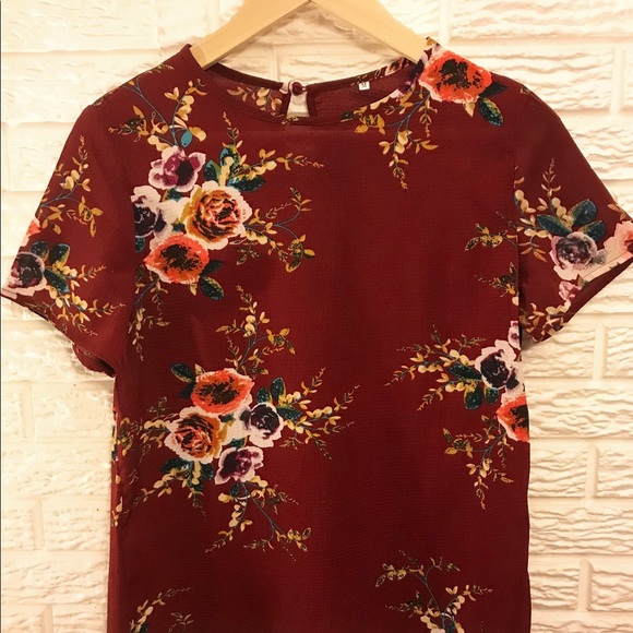 Burgundy Light Floral Blouse - Picture 2 of 4